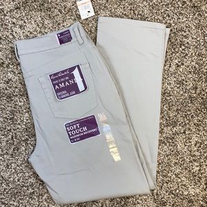 Gloria Vanderbilt NWT jeans sz12Short 👖